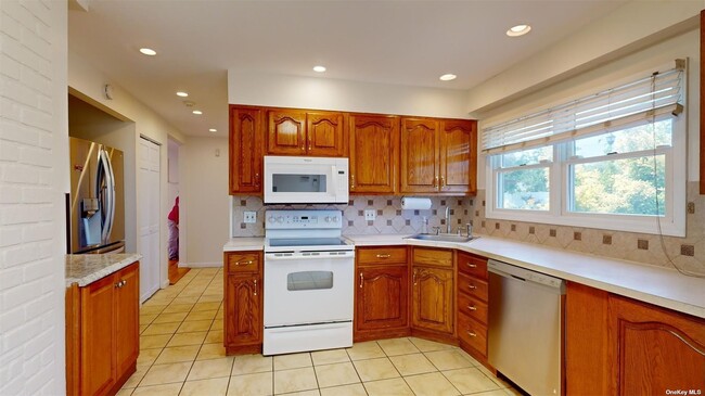 Foto del edificio - 493 Sand Hill Rd