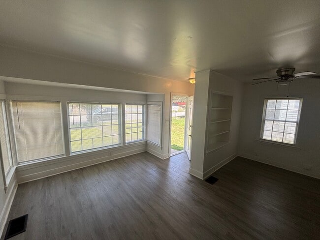 Building Photo - 1515 35th Street Ensley