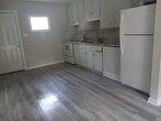 Primary Photo - 226 N Discovery St
