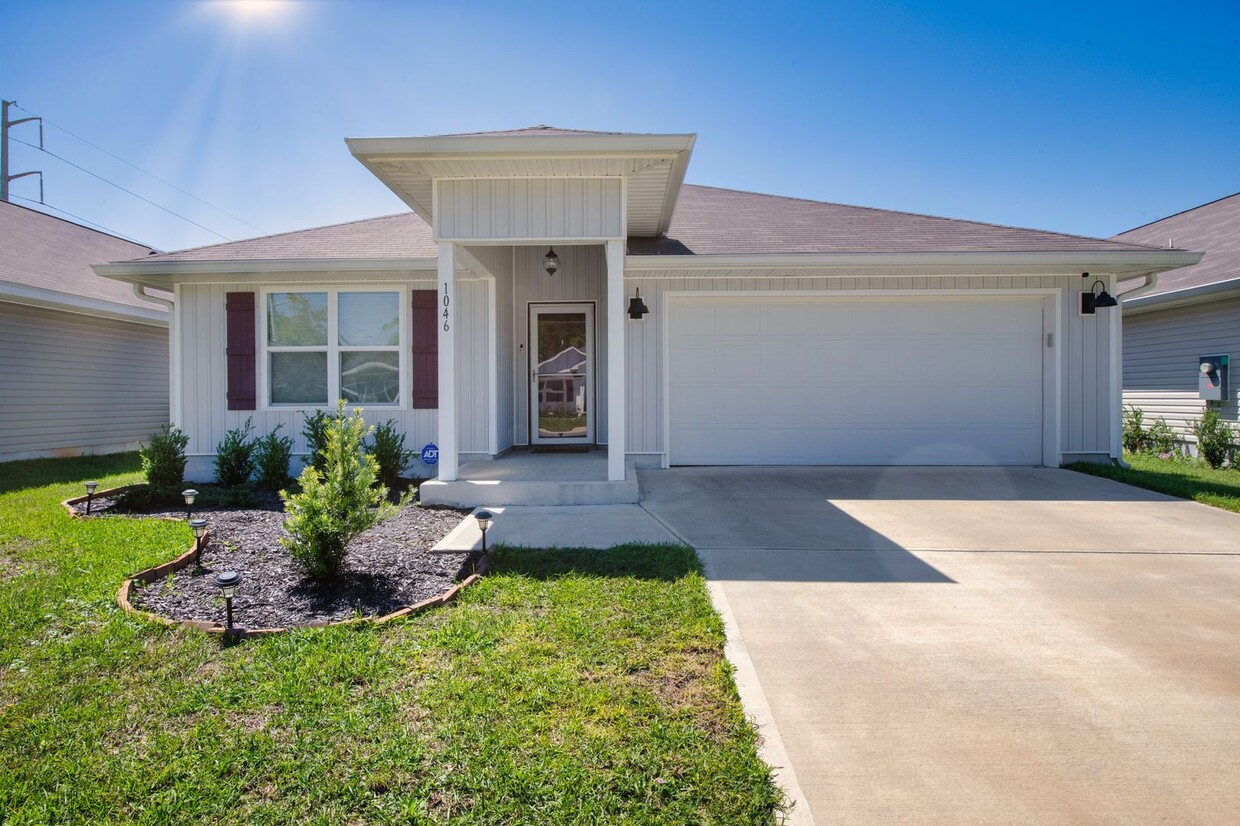 Primary Photo - Gorgeous home with Solar Panels minutes to...