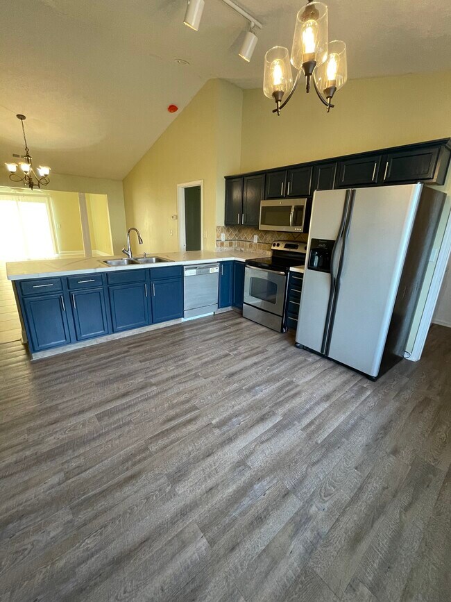 Building Photo - 136 Centennial Cir