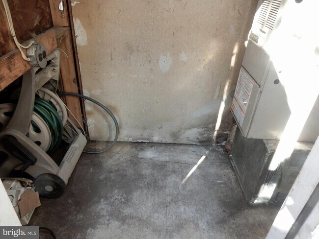 Foto del edificio - 9170 Hitching Post Ln