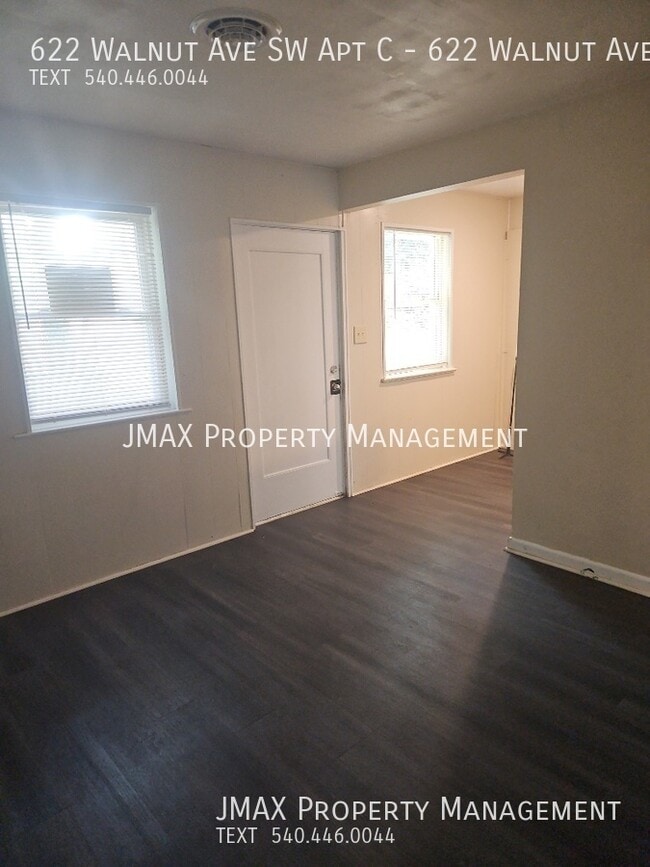 Building Photo - 622 Walnut Ave SW Apt C