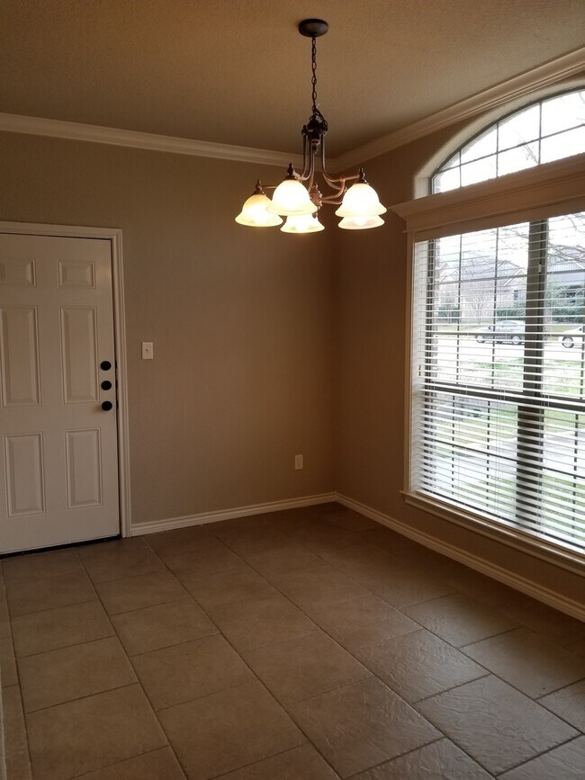 Foto del edificio - College Station - 3 Bedroom - 3 Bath - Duplex - Fenced Yard.