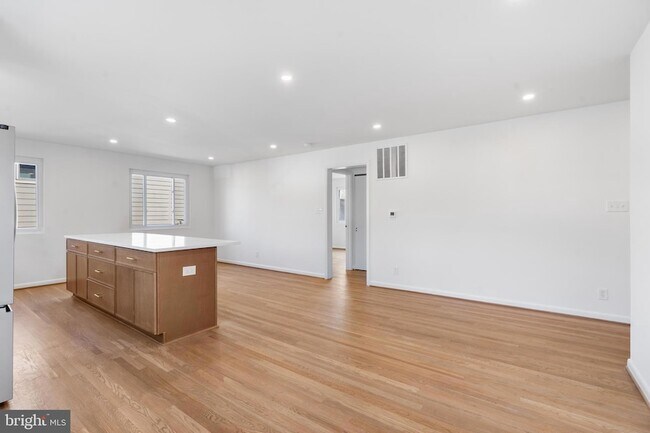 Foto del edificio - 618 19th St S