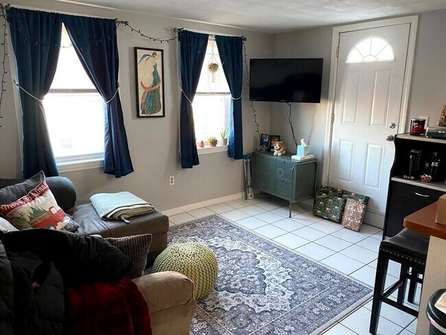 Foto del edificio - 49 Cottage St