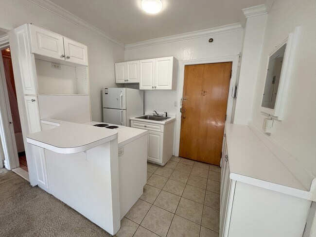 Foto del edificio - 1243 Beacon St