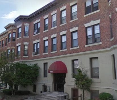 Building Photo - 16 Glenville Ave