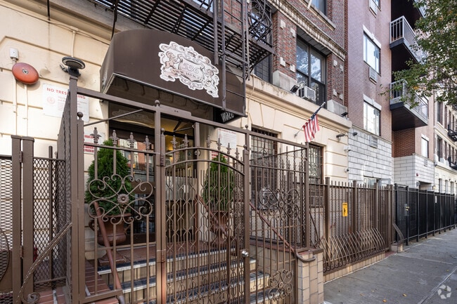 Entrance - 536-538 W 163rd St