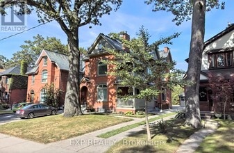 Building Photo - 223-223 Evelyn Ave