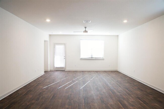 Foto del edificio - 3113 Bragg Pl