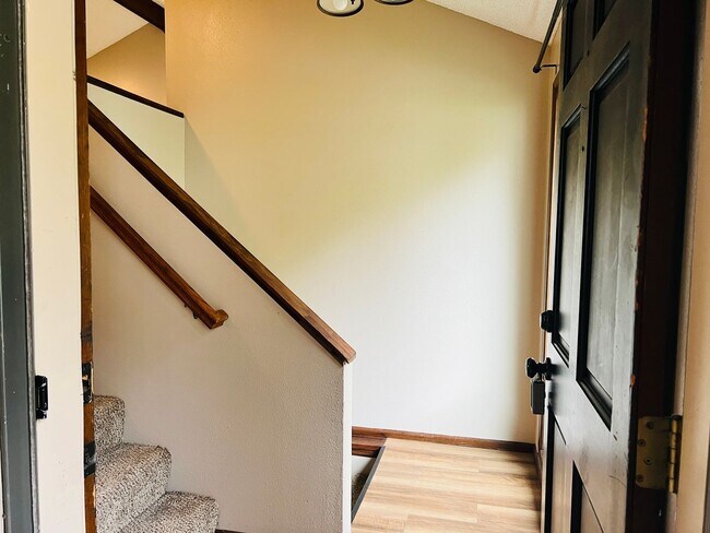 Building Photo - 4271-4275 Imperial Dr