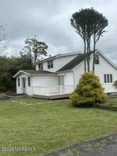 Building Photo - 41 Clarksburg Rd
