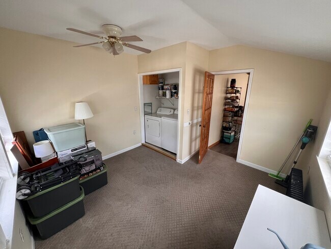 Foto del edificio - 151 Division St