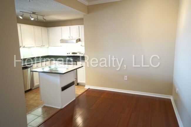 Foto del edificio - 501 Knights Run Ave