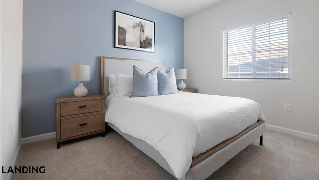 Building Photo - 9015 Kings Grant Dr