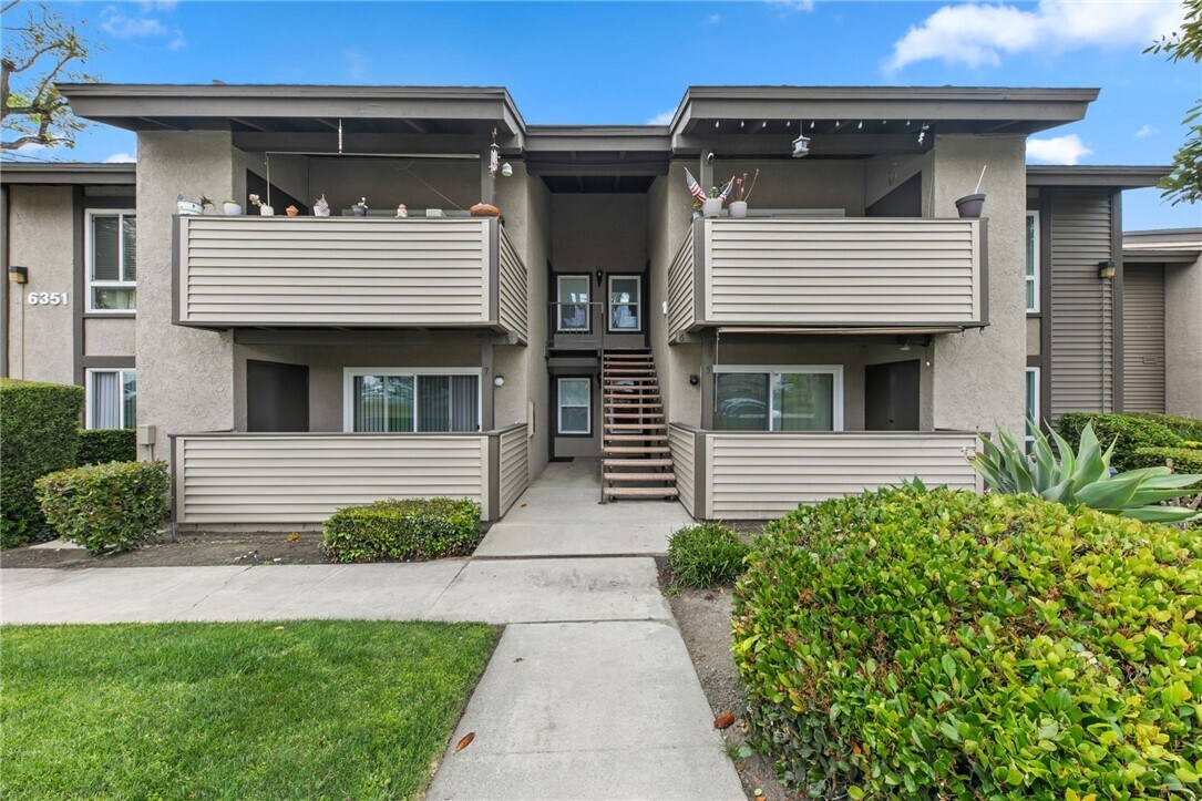 Primary Photo - 6351 Riverside Dr
