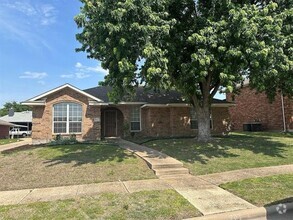Building Photo - 703 Cheyenne Dr