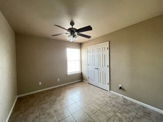 Foto del edificio - 1109 Powder River Dr