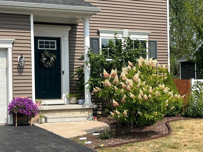 Foto del edificio - Beautiful 4-bedroom house in Baldwinsville