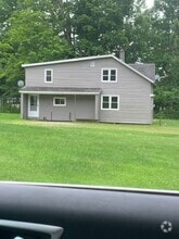 Building Photo - 92 Perfield Rd