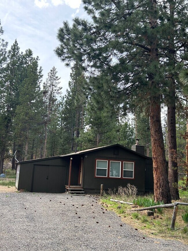 Foto del edificio - Cozy Cabin Close to Sunriver