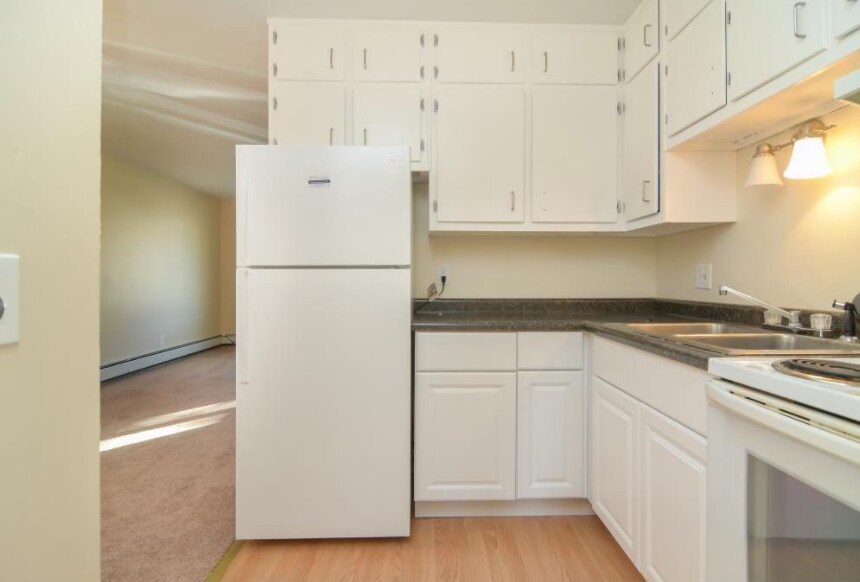Foto principal - 1280 7th St W