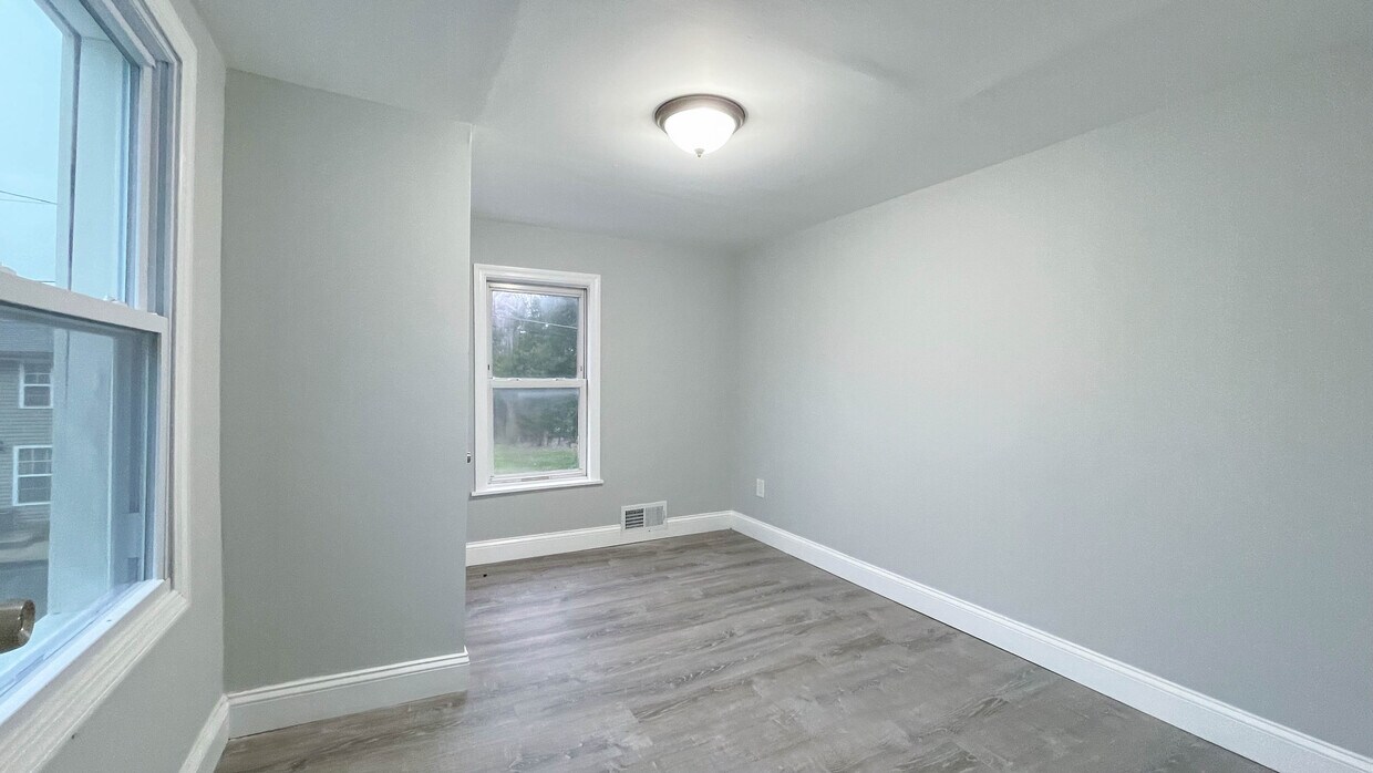 328 Bailey St Unit 2F, Woodstown, NJ 08098 Apartments in Woodstown