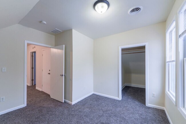 Foto del edificio - 1715 Glenwood Ave