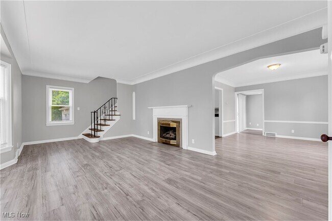 Foto del edificio - 3557 Silsby Rd
