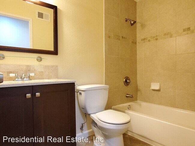 Building Photo - 4 br, 2 bath House - 728 Glenburry Way