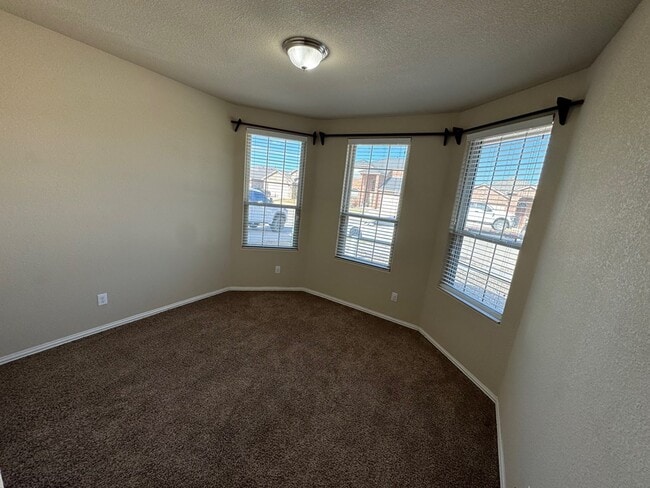 Foto del edificio - 6705 Colony Rd