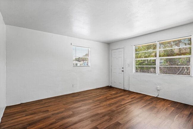 Building Photo - 279 SW 1st St