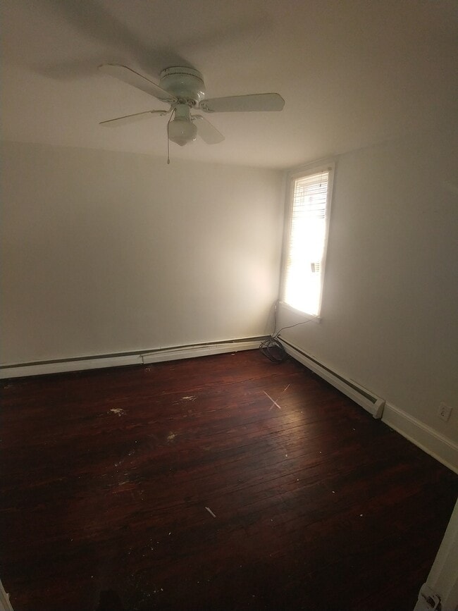 Building Photo - 600-606 MacDade Blvd