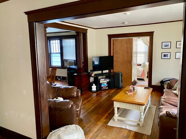 Foto del edificio - 171 Hillside St