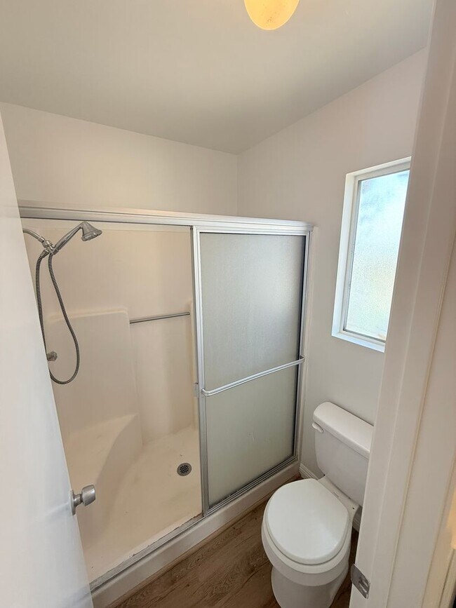 Foto del edificio - 55+ Beautiful Two Bed Community In Oceanside!