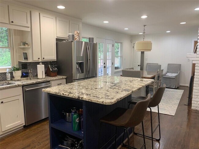 Foto del edificio - 6540 Scott Valley Rd NW