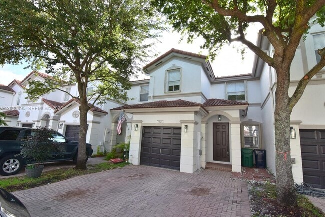 Foto del edificio - 7855 NW 110th Ave