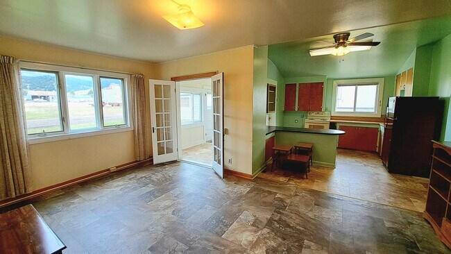 Building Photo - 105 Owsley Ln