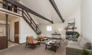 Building Photo - 796 Ridgeview Dr