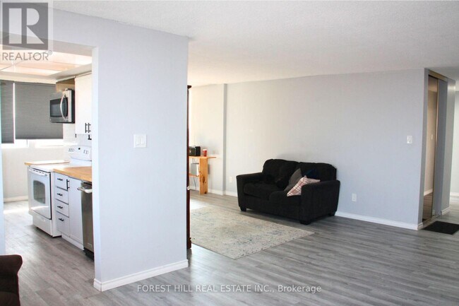 Building Photo - 133 Torresdale Ave