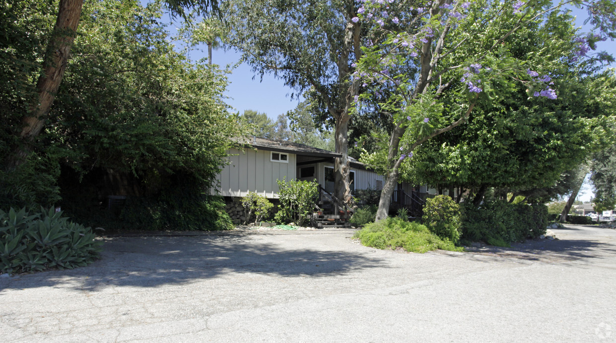 Building Photo - Alta Loma Gardens