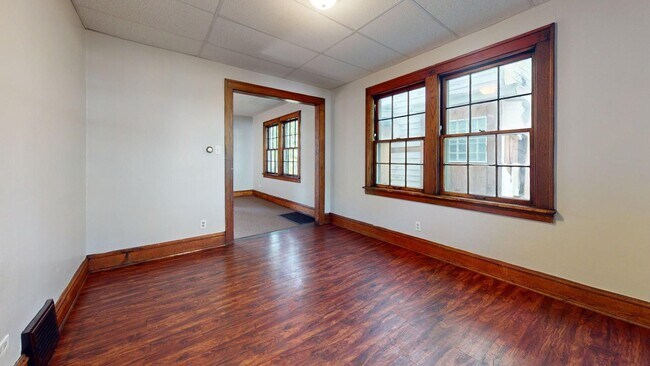 Foto del edificio - Akron 3 Bedroom Single Family Home