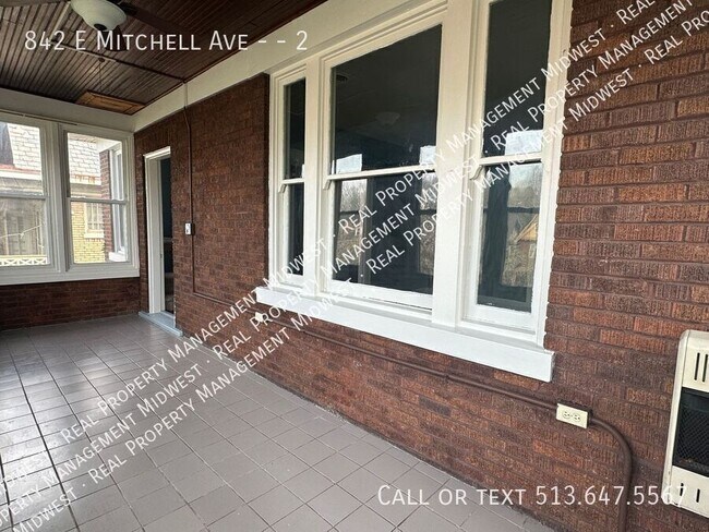 Foto del edificio - 842 E Mitchell Ave