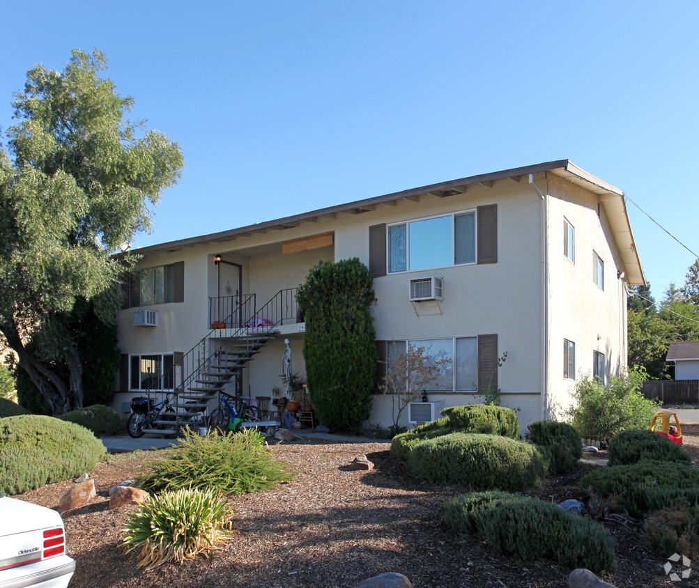 7965 Leona Way, Granite Bay, CA 95746 Apartments in Granite Bay, CA