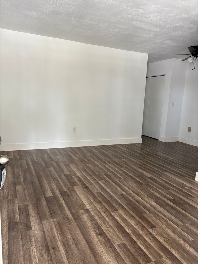 Building Photo - East Point