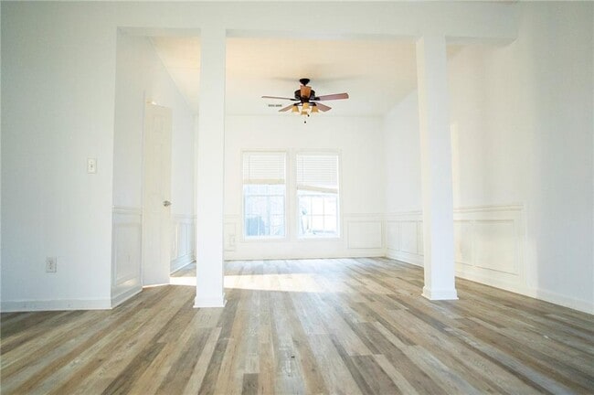 Foto del edificio - 1315 Great River Pkwy SE