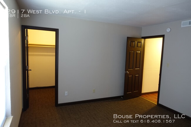 Building Photo - 2917 West Blvd