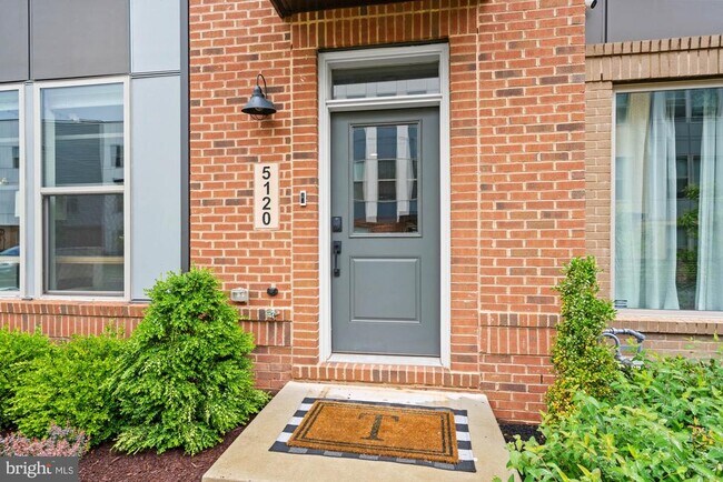 Foto del edificio - 5120 Longstone Way