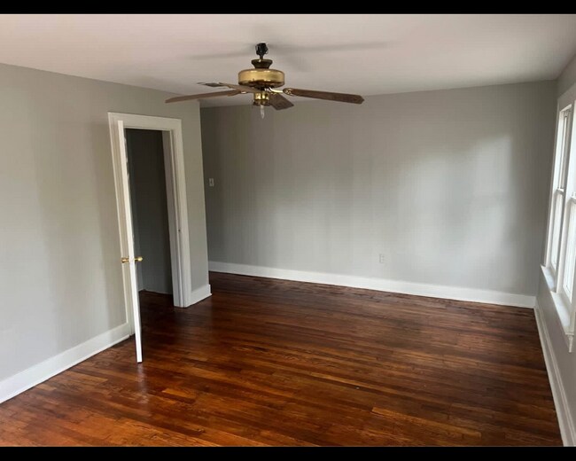 Foto del edificio - 5519 Lavey Ln